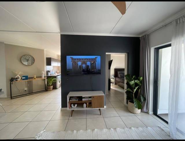 3 BEDROOM APARTMENT FOR SALE IN PETERVALE